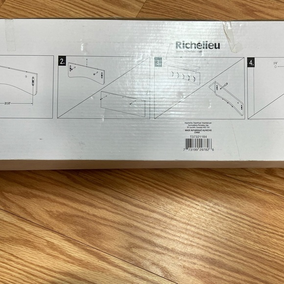 Richelieu Wall Mounted Hooks And Shelf - Picture 3 of 3